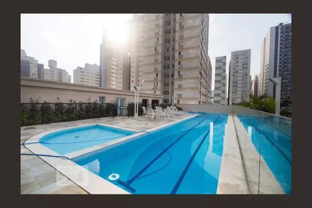 Apartamento para alugar com 56m², 2 quartos e 2 vagas Apartamento para alugar com 56m², 2 quartos e 2 vagasÁrea comum - Piscina