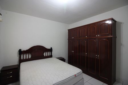 Casa à venda com 83m², 2 quartos e 2 vagasQuarto 1