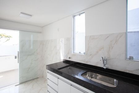 Casa à venda com 359m², 3 quartos e 4 vagasCozinha