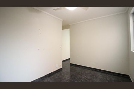 Apartamento à venda com 38m², 2 quartos e 1 vaga Apartamento à venda com 38m², 2 quartos e 1 vagaSala