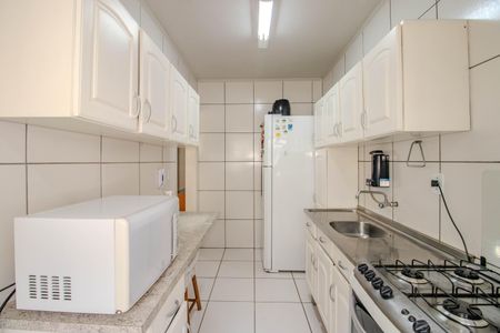 Apartamento à venda com 62m², 2 quartos e sem vagaCozinha e Área de Serviço