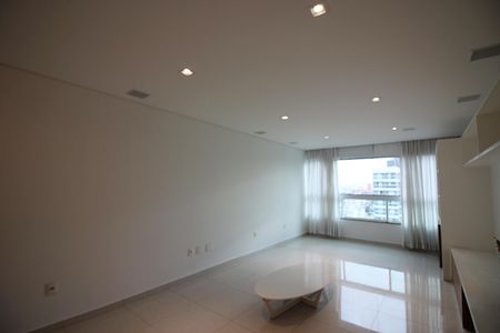 Apartamento à venda com 150m², 3 quartos e 4 vagasSala