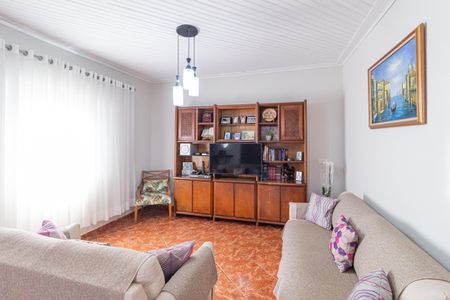 Casa à venda com 500m², 3 quartos e 2 vagas Casa à venda com 500m², 3 quartos e 2 vagasSala