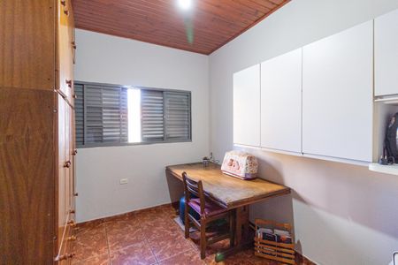 Quarto 2 de casa à venda com 3 quartos, 500m² em Vila Osasco, Osasco