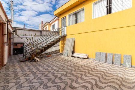 Casa à venda com 134m², 3 quartos e 7 vagas Casa à venda com 134m², 3 quartos e 7 vagasGaragem