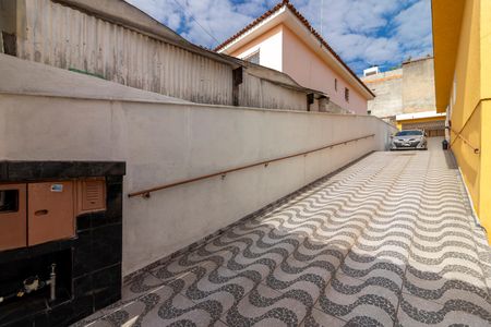 Casa à venda com 134m², 3 quartos e 7 vagas Casa à venda com 134m², 3 quartos e 7 vagasGaragem