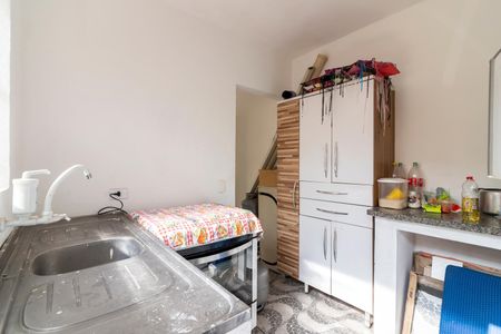 Casa à venda com 134m², 3 quartos e 7 vagas Casa à venda com 134m², 3 quartos e 7 vagasEdícula - Cozinha