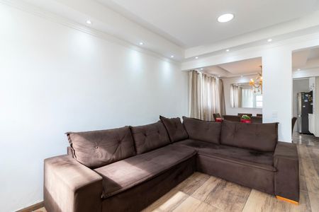 Casa à venda com 134m², 3 quartos e 7 vagas Casa à venda com 134m², 3 quartos e 7 vagasSala de Estar