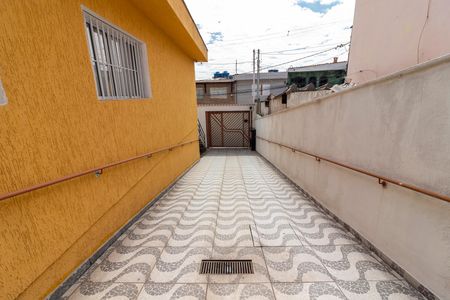 Casa à venda com 134m², 3 quartos e 7 vagas Casa à venda com 134m², 3 quartos e 7 vagasGaragem