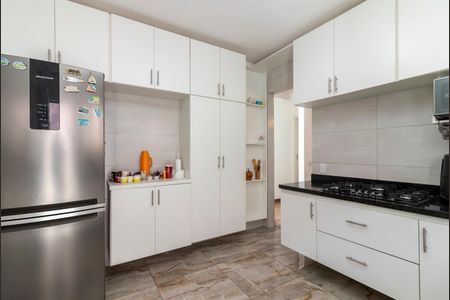 Casa à venda com 134m², 3 quartos e 7 vagas Casa à venda com 134m², 3 quartos e 7 vagasCozinha