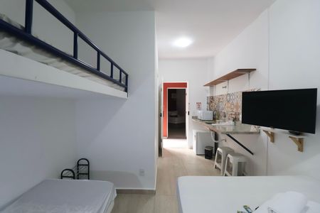 Sala de apartamento para alugar com 1 quarto, 20m² em Jardim Virginia, Guarujá