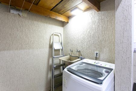 Casa à venda com 125m², 2 quartos e 1 vagaÁrea de Serviço