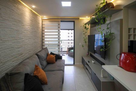 Apartamento à venda com 79m², 3 quartos e 1 vaga Apartamento à venda com 79m², 3 quartos e 1 vagaSala