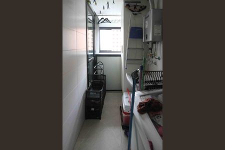 Apartamento à venda com 79m², 3 quartos e 1 vaga Apartamento à venda com 79m², 3 quartos e 1 vagaÁrea de Serviço