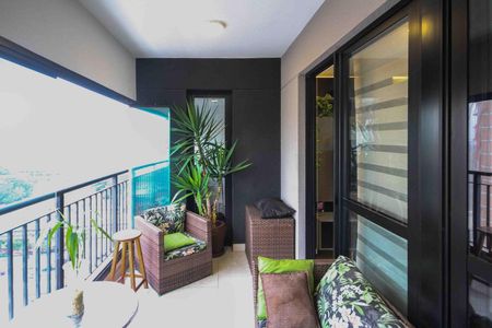 Apartamento à venda com 79m², 3 quartos e 1 vaga Apartamento à venda com 79m², 3 quartos e 1 vagaVaranda