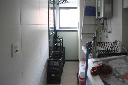 Apartamento à venda com 79m², 3 quartos e 1 vaga Apartamento à venda com 79m², 3 quartos e 1 vagaÁrea de Serviço