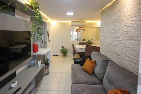 Apartamento à venda com 79m², 3 quartos e 1 vaga Apartamento à venda com 79m², 3 quartos e 1 vagaSala