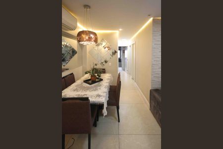 Apartamento à venda com 79m², 3 quartos e 1 vaga Apartamento à venda com 79m², 3 quartos e 1 vagaSala de Jantar