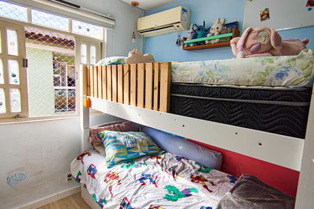 Casa de condomínio à venda com 72m², 2 quartos e 1 vagaQuarto