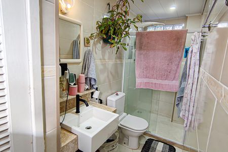 Casa de condomínio à venda com 72m², 2 quartos e 1 vagaBanheiro da Suíte