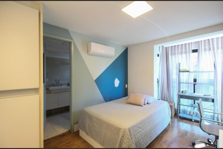 Apartamento à venda com 242m², 4 quartos e 4 vagasQuarto 3