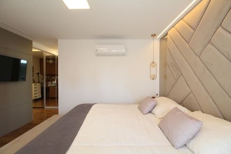 Apartamento à venda com 242m², 4 quartos e 4 vagasQuarto 2