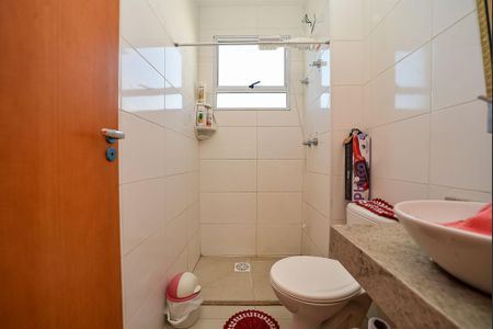 Apartamento à venda com 65m², 2 quartos e 1 vagaBanheiro Social