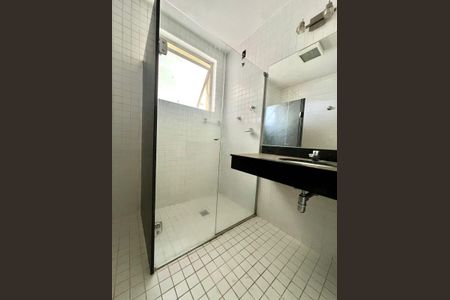 Apartamento à venda com 137m², 3 quartos e 2 vagasBanheiro Social