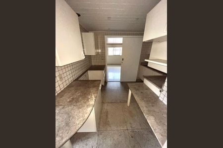 Apartamento à venda com 137m², 3 quartos e 2 vagasCozinha