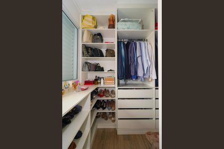 Apartamento à venda com 151m², 4 quartos e 3 vagasCloset da Suíte 2