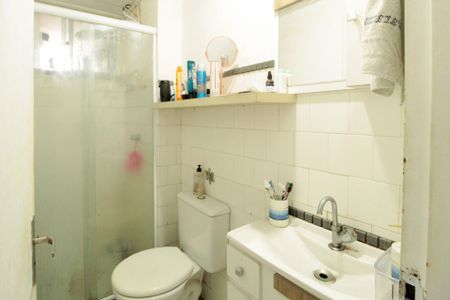 Apartamento à venda com 73m², 3 quartos e 1 vaga Apartamento à venda com 73m², 3 quartos e 1 vagaBanheiro