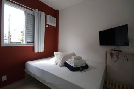 Sala de apartamento para alugar com 1 quarto, 20m² em Jardim Virginia, Guarujá