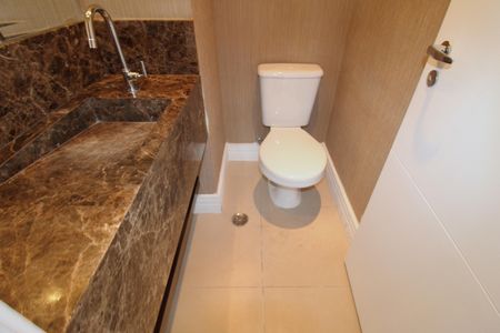 Apartamento à venda com 140m², 3 quartos e 3 vagasLavabo