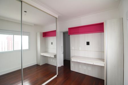 Apartamento à venda com 140m², 3 quartos e 3 vagasSuíte 3