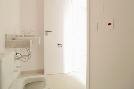 Apartamento à venda com 170m², 3 quartos e 3 vagasBanheiro da Suíte 2