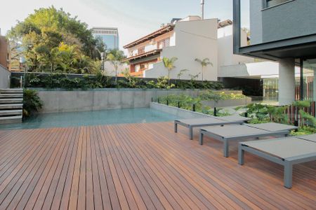 Apartamento à venda com 170m², 3 quartos e 3 vagasÁrea comum - Piscina