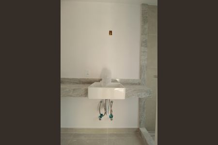 Apartamento à venda com 170m², 3 quartos e 3 vagasBanheiro da Suíte 1