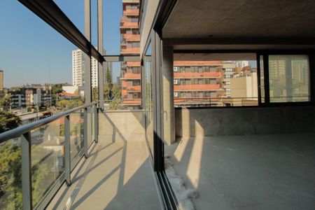 Apartamento à venda com 170m², 3 quartos e 3 vagasSacada