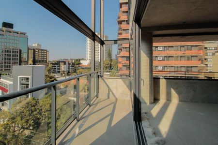 Apartamento à venda com 170m², 3 quartos e 3 vagasSacada