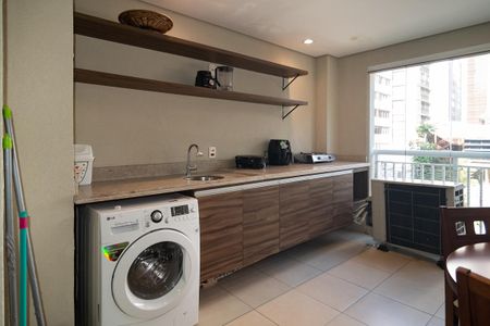 Apartamento para alugar com 64m², 2 quartos e 1 vagaVaranda