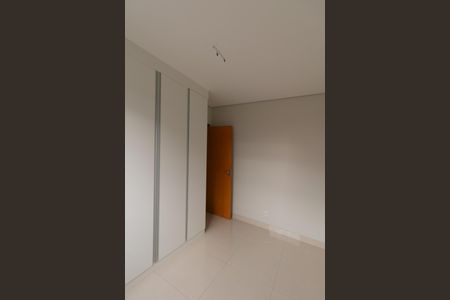 Apartamento à venda com 165m², 3 quartos e 4 vagasQuarto 2