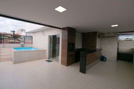 Apartamento à venda com 165m², 3 quartos e 4 vagasCobertura