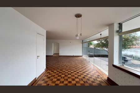 Casa à venda com 425m², 4 quartos e 2 vagasSala de Jantar