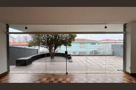 Casa à venda com 425m², 4 quartos e 2 vagasSala