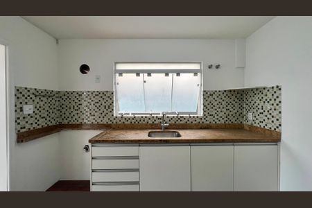 Casa à venda com 425m², 4 quartos e 2 vagasCozinha