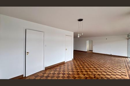 Casa à venda com 425m², 4 quartos e 2 vagasSala de Jantar