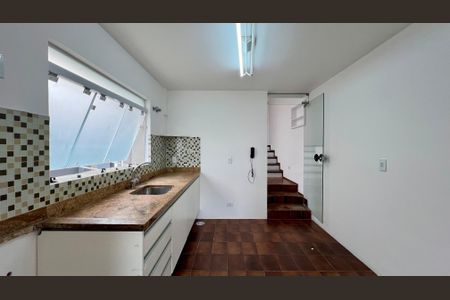 Casa à venda com 425m², 4 quartos e 2 vagasCozinha