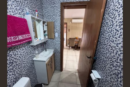 Casa à venda com 80m², 2 quartos e 3 vagasBanheiro