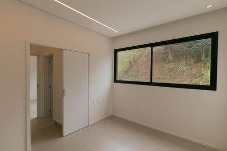 Casa de condomínio à venda com 208m², 3 quartos e 2 vagasQuarto 