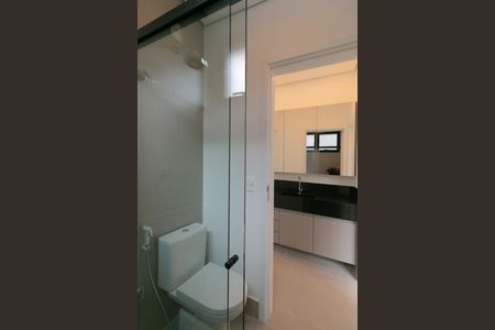 Casa de condomínio à venda com 208m², 3 quartos e 2 vagasBanheiro da Suíte 2